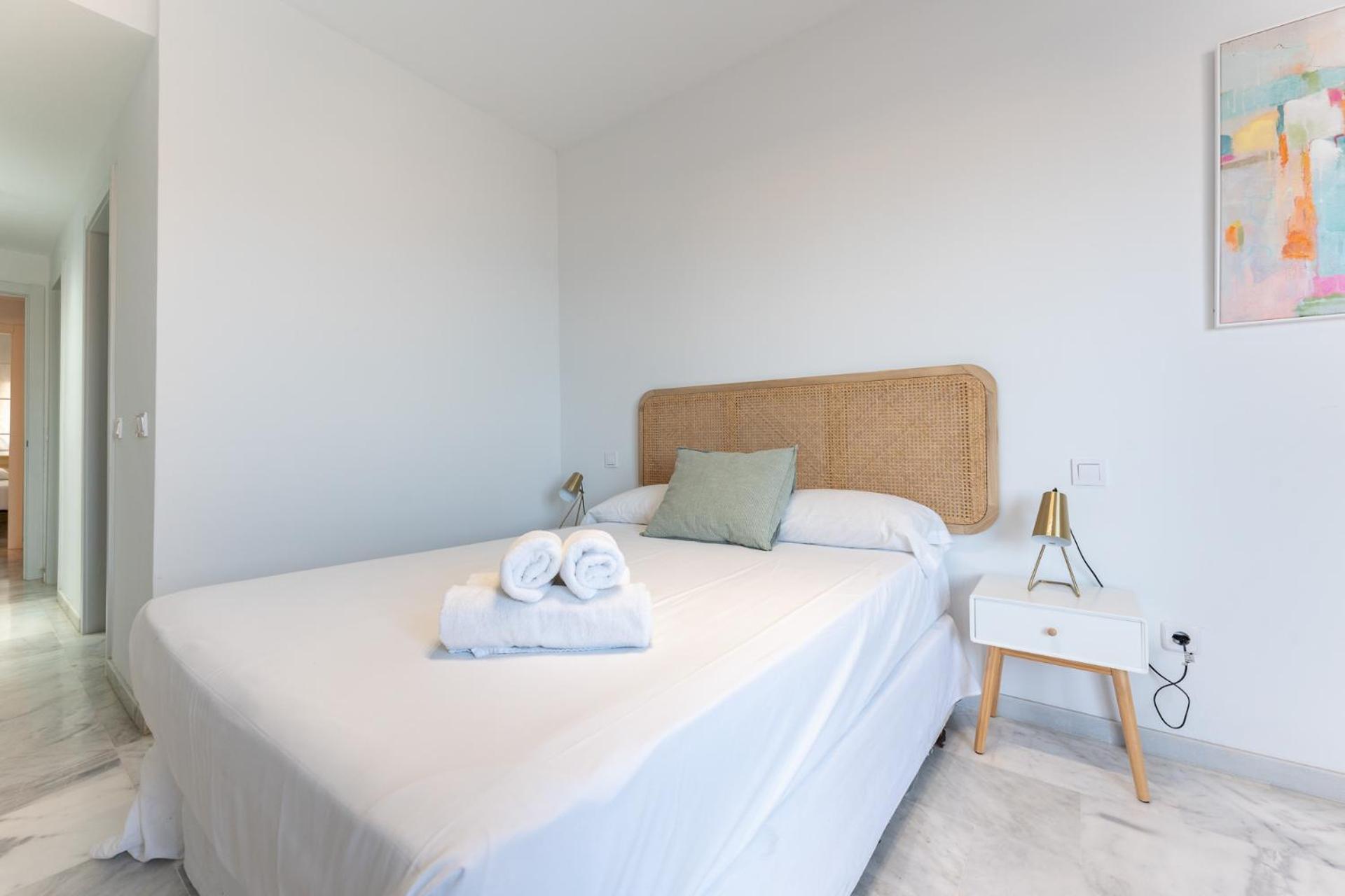 Bhost - Altos Del Majadal Apartment Фуeнхирола Екстериор снимка